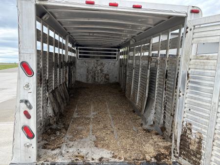 Used 1994 Sooner 20ft livestock trailer Stock / Stock Combo Trailer