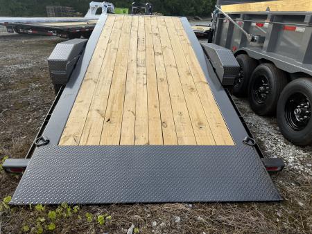 New 2026 Diamond C HDT 210 24’ Tilt Trailer, PACESETTER EDITION, 23K GVWR, HYD JACK, HEAVY FENDERS, FORK HOLDERS
