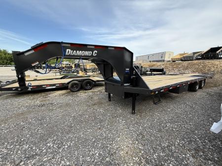New 2026 Diamond C FMAX 210 32’ Flatbed Trailer, HYDRAULIC JACK, HYDRAULIC DOVETAIL, ALUMINUM OUTER WHEELS, 14 PLY TIRES