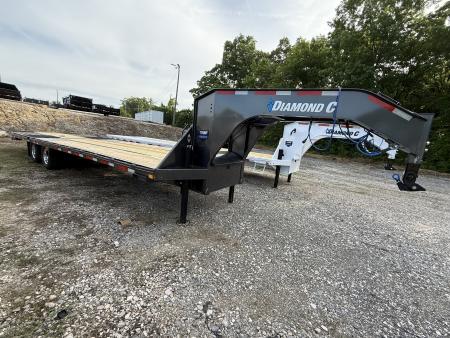 New 2026 Diamond C FMAX 210 32’ Flatbed Trailer, HYDRAULIC JACK, HYDRAULIC DOVETAIL, ALUMINUM OUTER WHEELS, 14 PLY TIRES