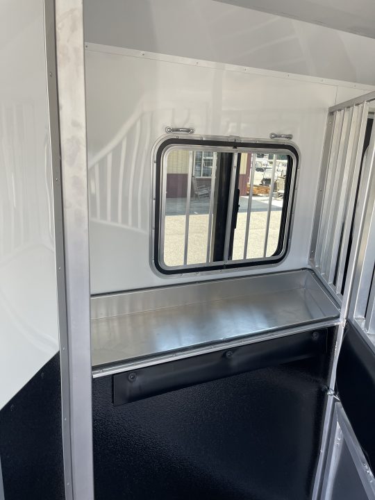 New 2026 Bison Trailers SV8209B-ALL ALUMINUM Horse Trailer