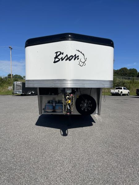 New 2026 Bison Trailers SV8209B-ALL ALUMINUM Horse Trailer