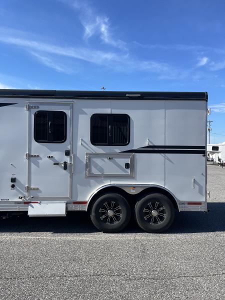 New 2026 Bison Trailers SV8209B-ALL ALUMINUM Horse Trailer