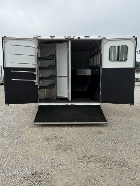 Used 2015 Sundowner 4 Horse Bumper Pull Horse Trailer