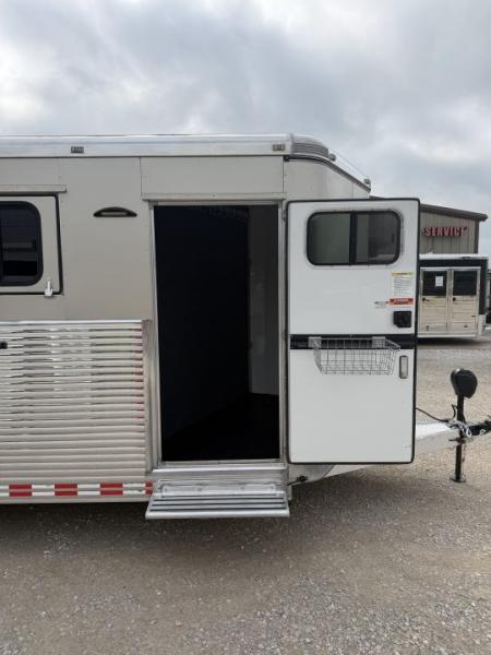 Used 2015 Sundowner 4 Horse Bumper Pull Horse Trailer