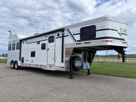 New 2027 SMC 3H 13'LQ Horse Trailer