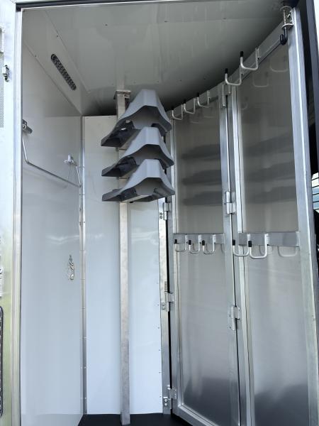 New 2027 SMC 3H 13'LQ Horse Trailer