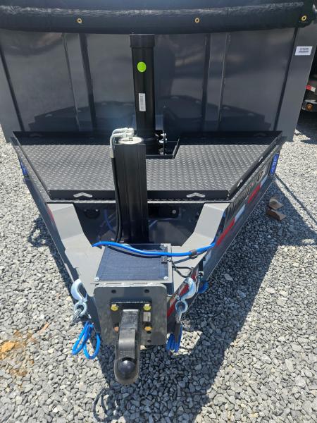 New 2026 Diamond C LPT208 Dump Trailer PACESETTER EDITION ***ABS BRAKES*** 32” SIDES , HYDRO JACK , SOLAR CHARGER