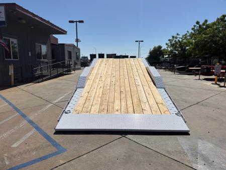 New 2026 Diamond C Trailers HXD207L22X102 8.5FT X 22FT 14.9 GVW Tilt Trailer