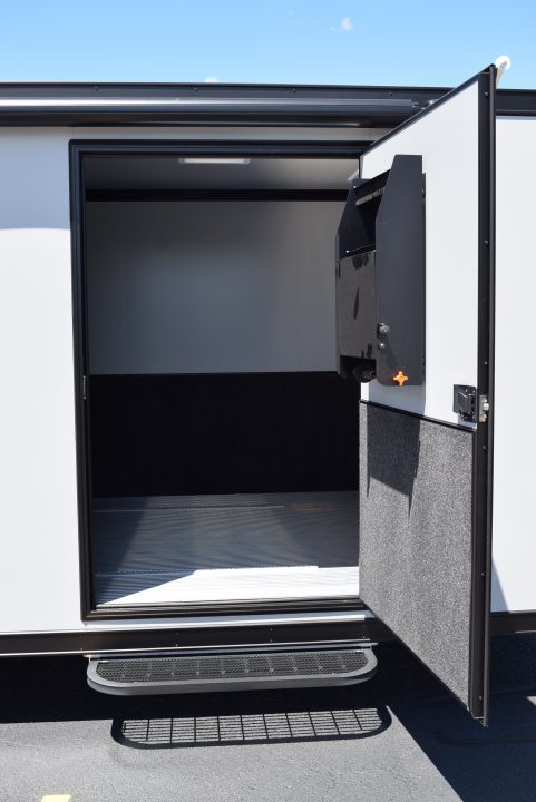 New INTECH 8.5x28 LITE SERIES ALL ALUMINUM RACE HAULER