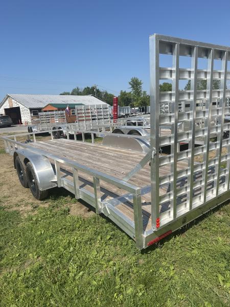 New 2025 Mission MOCH8X22 Car Hauler