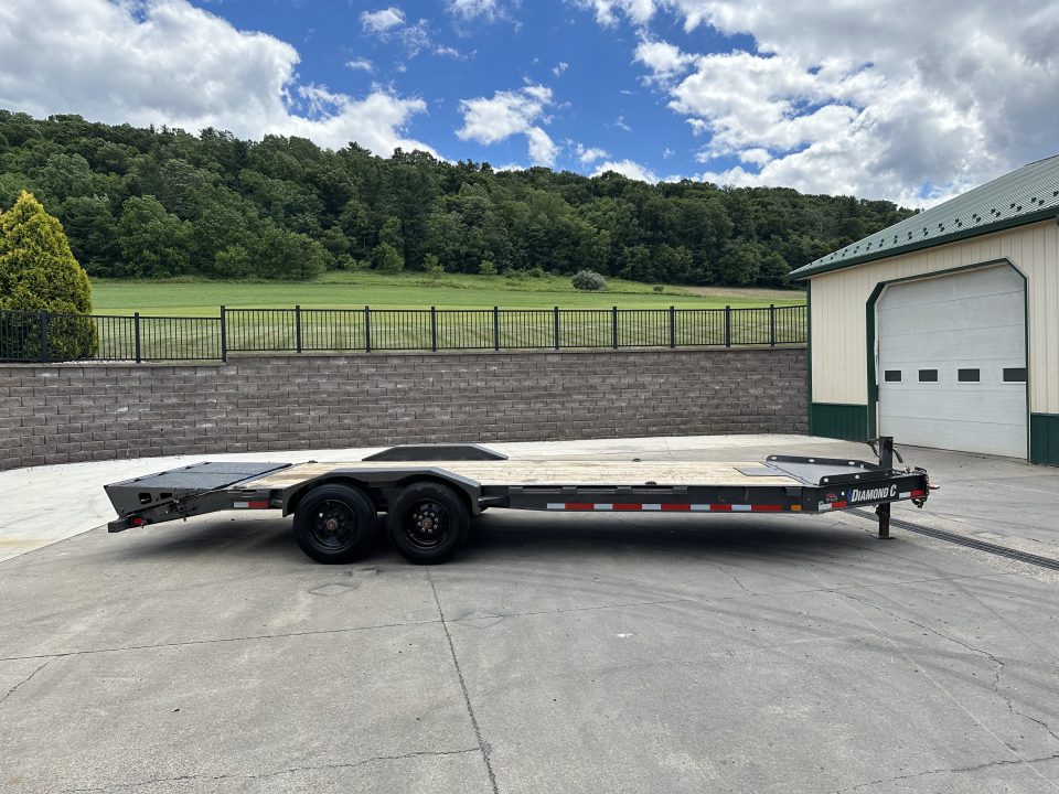 Used 2022 Diamond C Equipment trailer with Max Ramps (LPX 210)