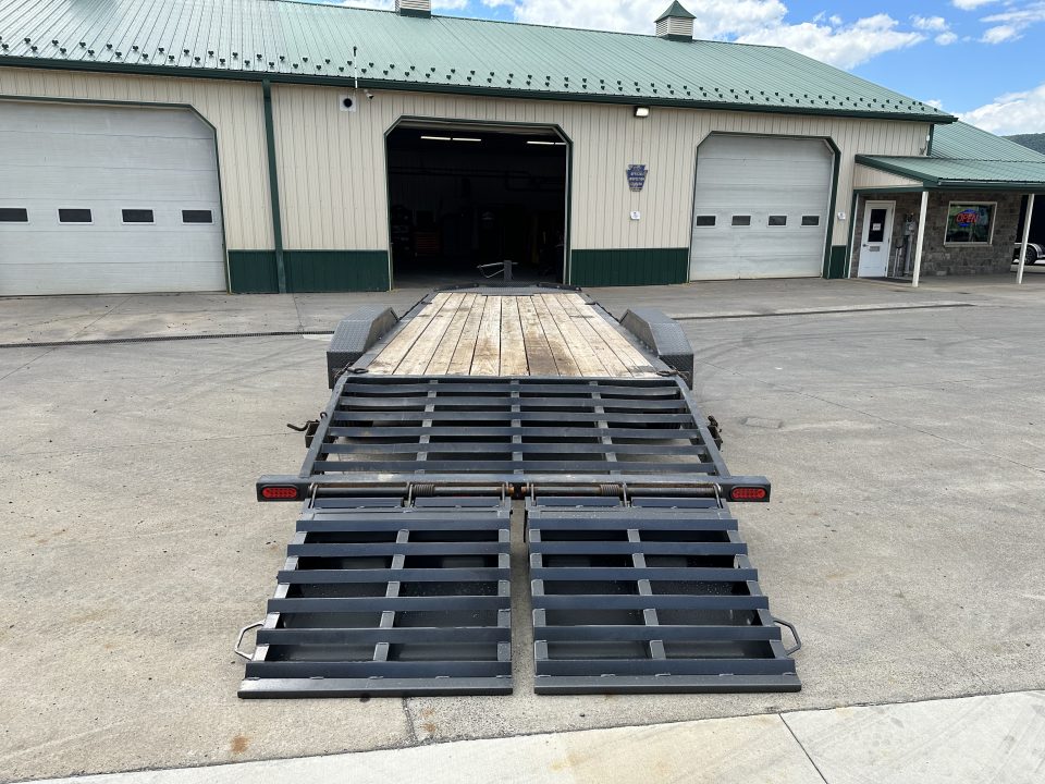 Used 2022 Diamond C Equipment trailer with Max Ramps (LPX 210)