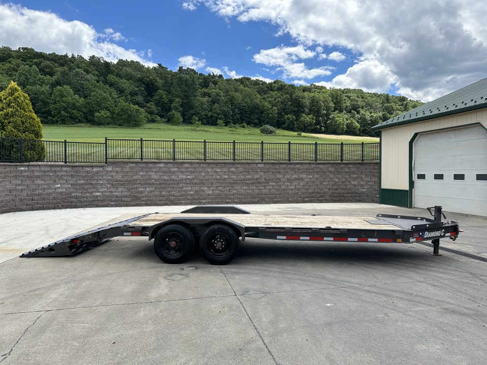 Used 2022 Diamond C Equipment trailer with Max Ramps (LPX 210)