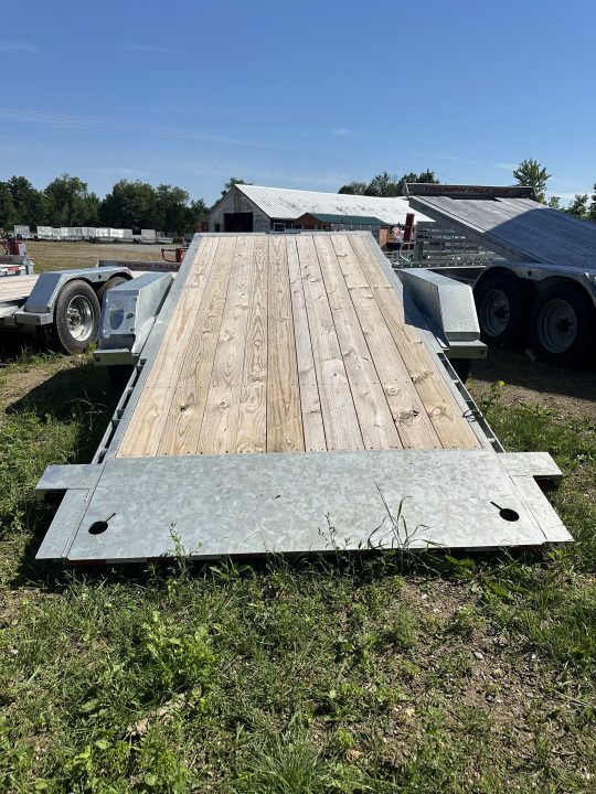 New 2025 Triumph Trailers GHTEH9-TA82X20-80 Tilt Trailer