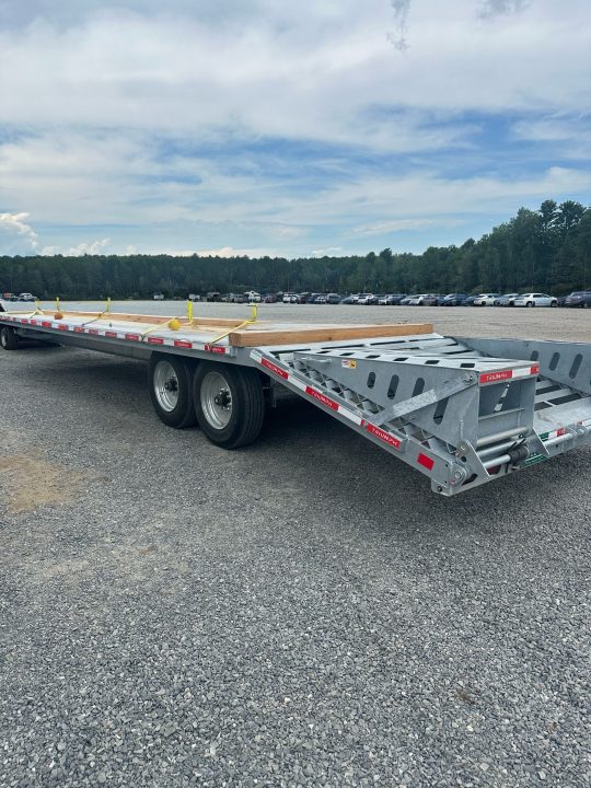 New 2026 Triumph Trailers GMDDF8-TA102X20+5-80 Deckover Trailer