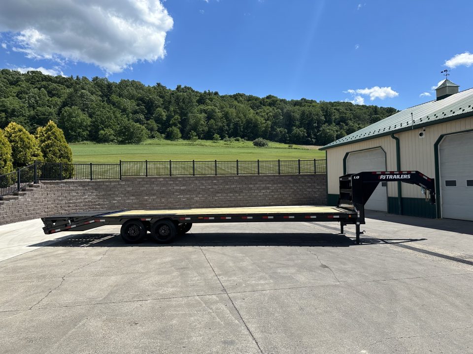 New PJ 30' Low-Pro Quest Series w/ Monster Ramps