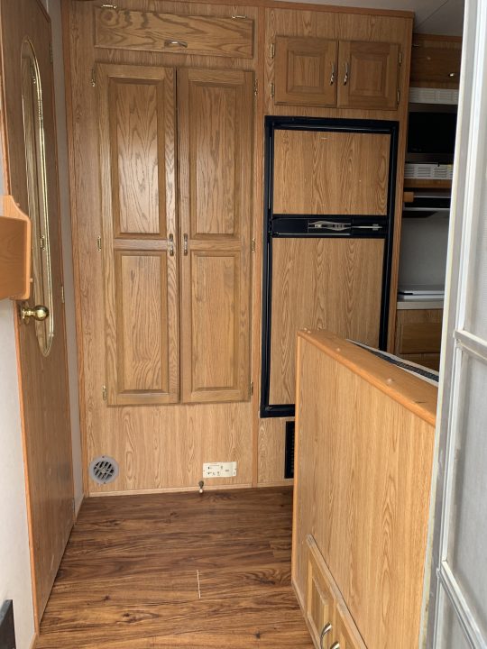 Used 2002 Featherlite Trailers 3H GN