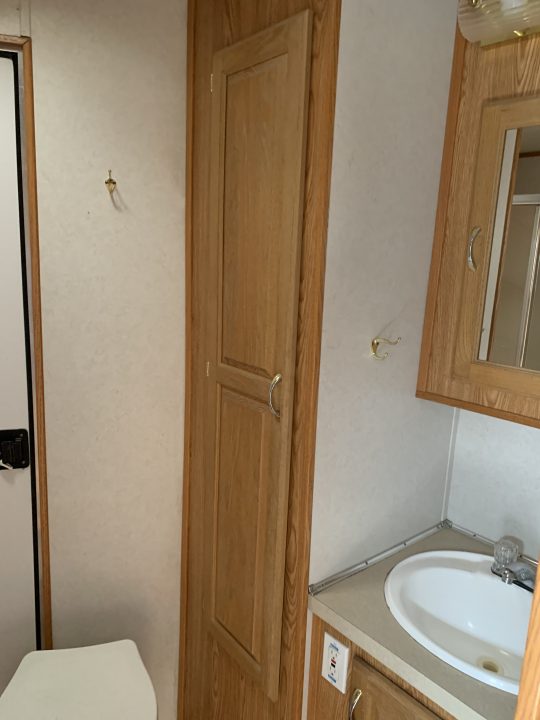 Used 2002 Featherlite Trailers 3H GN