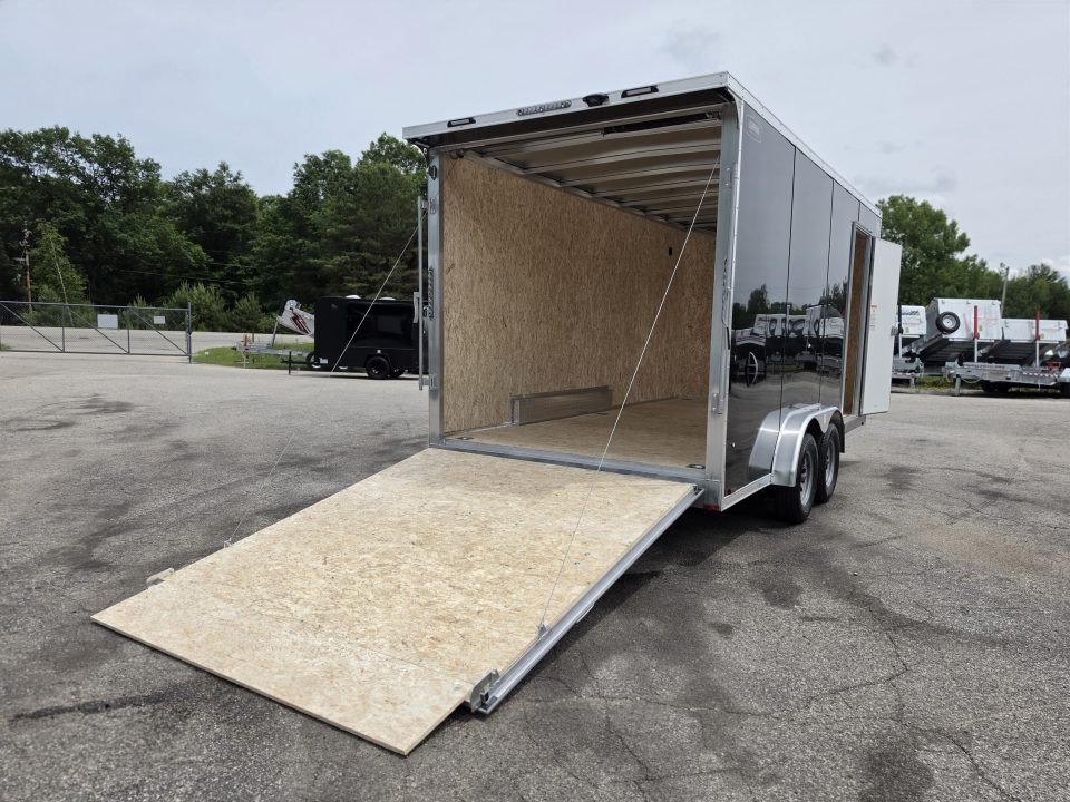 New 7.5 X 16 CARGO ENCLOSED ALL ALUMINUM 2027 LIGHTNING REAR RAMP DOOR