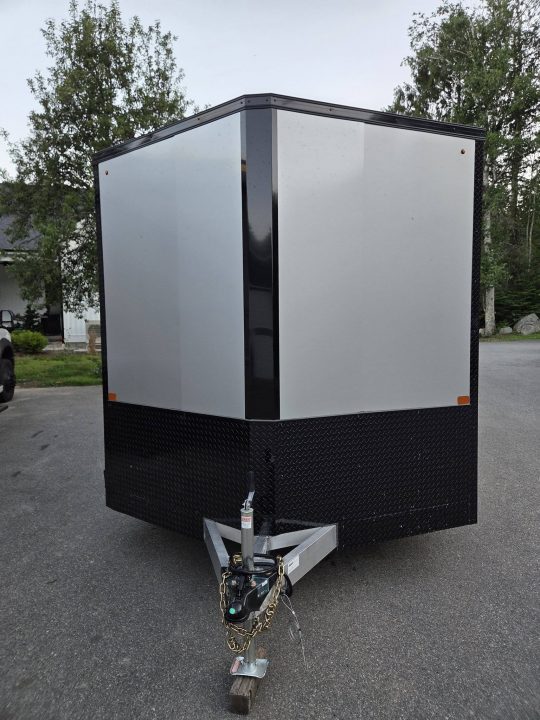 New 2026 Nitro 8.5x20 enclosed car hauler black out package extra height with spoiler Car / Racing Trailer