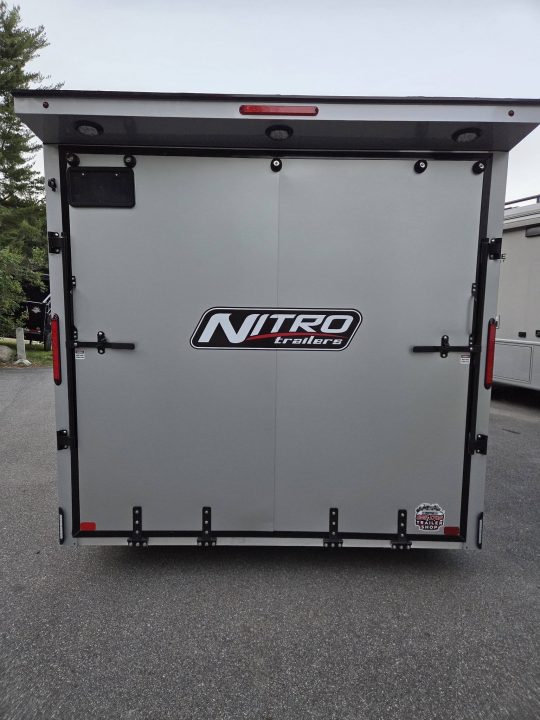 New 2026 Nitro 8.5x20 enclosed car hauler black out package extra height with spoiler Car / Racing Trailer