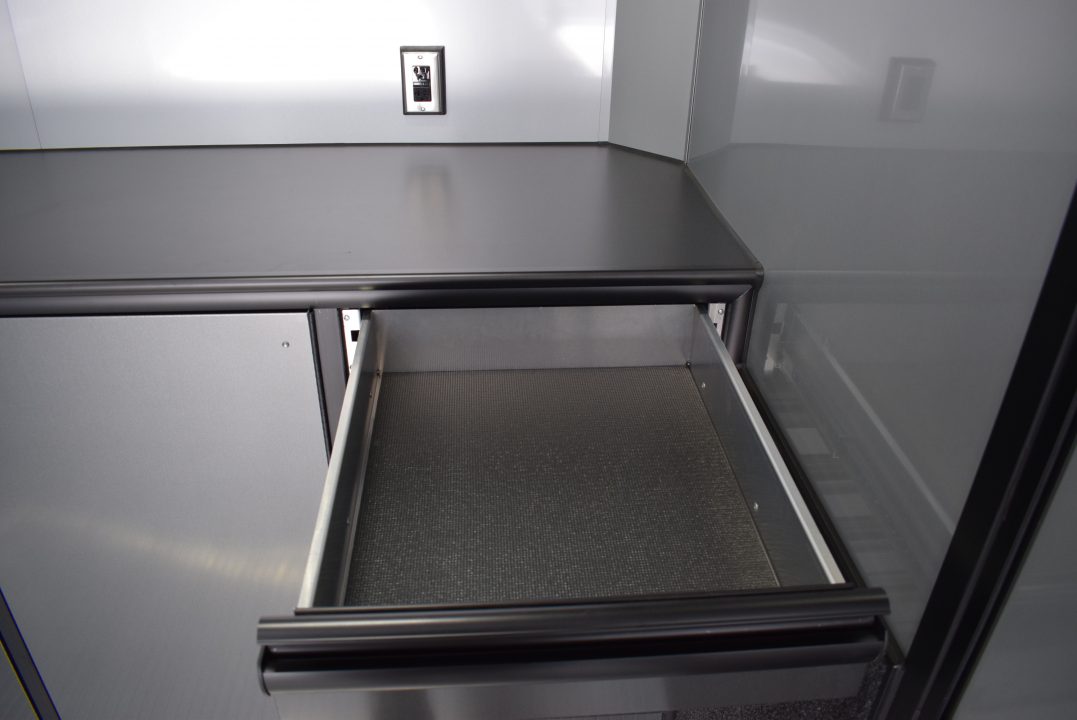 New INTECH 8.5X32 LITE SERIES ALL ALUMINUM RACE HAULER