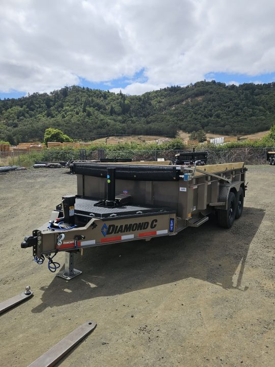 New DUMP TRAILER 2026 Diamond C LPT207 82X14 LOW PROFILE 15500 GVWR LITHIUM UPGRADE MOCHA METALLIC