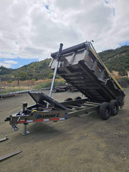 New DUMP TRAILER 2026 Diamond C LPT207 82X14 LOW PROFILE 15500 GVWR LITHIUM UPGRADE MOCHA METALLIC