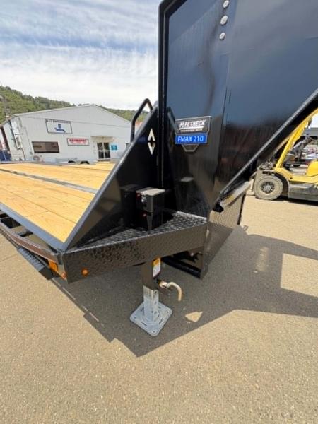 New SALE! EQUIPMENT TRAILER 2026 Diamond C FMAX210 25000 GVRW 25' X 102" FLATBED GOOSENECK ONYX BLACK