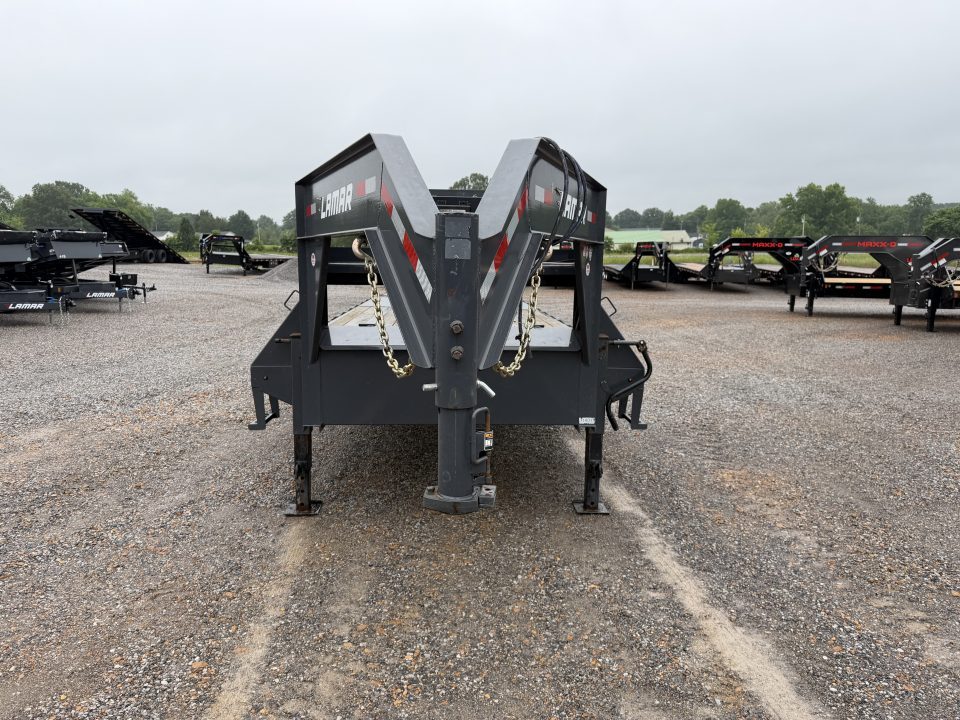 Used 2022 Lamar 102"X30' 14K GVWR Gooseneck Flatbed Trailer