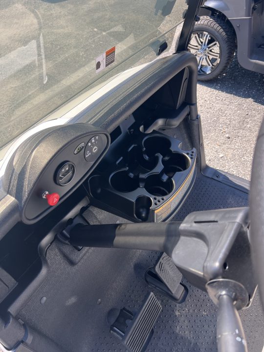 Used 2026 E-Z-GO RXV ELITE Golf Cart