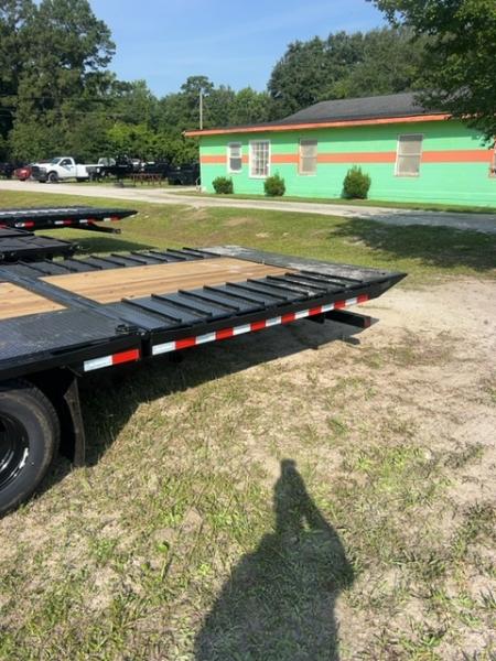 New 2026 Iron Bull 8.5X32 Flatbed Trailer