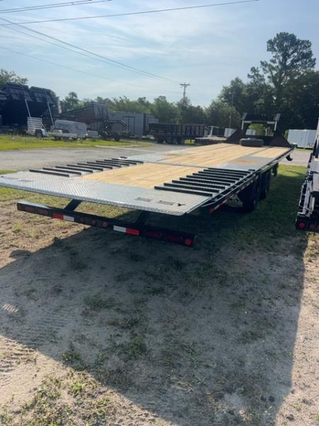 New 2026 Iron Bull 8.5X32 Flatbed Trailer