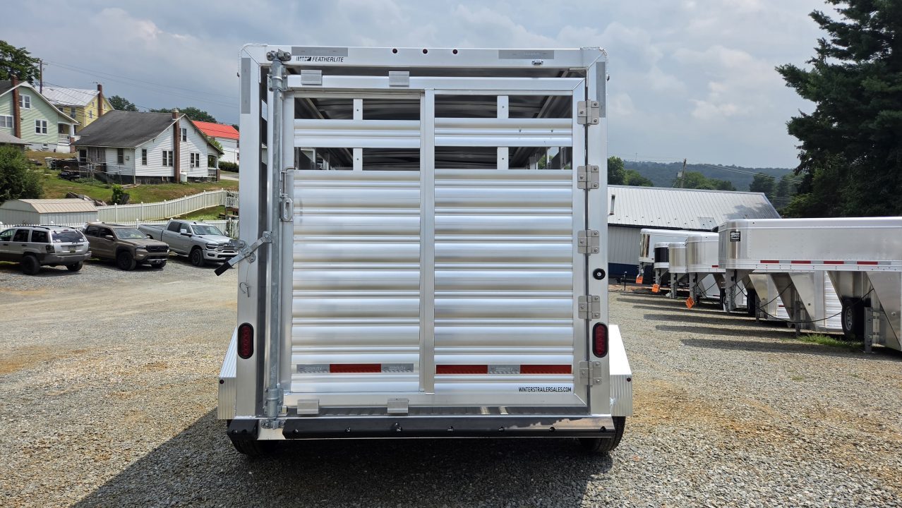 New 2026 Featherlite Trailers 8117 GN 6'7"X16TA Stock / Stock Combo Trailer