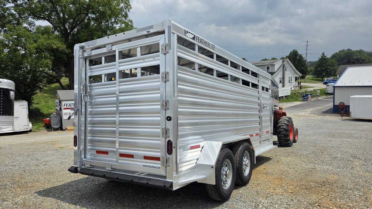 New 2026 Featherlite Trailers 8117 GN 6'7"X16TA Stock / Stock Combo Trailer