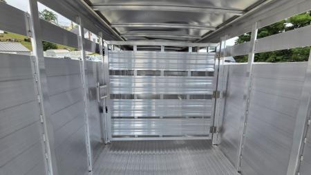 New 2026 Featherlite Trailers 8117 GN 6'7"X16TA Stock / Stock Combo Trailer