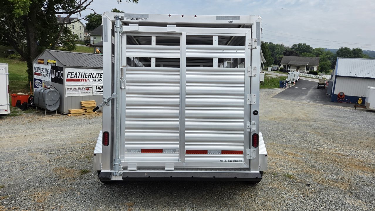 New 2026 Featherlite Trailers 8117 GN 6'7"X16TA Stock / Stock Combo Trailer