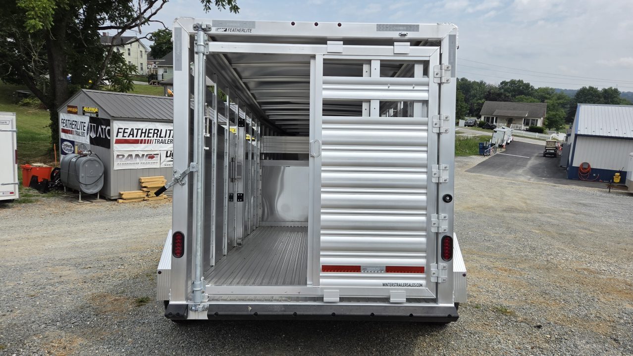 New 2026 Featherlite Trailers 8117 GN 6'7"X16TA Stock / Stock Combo Trailer
