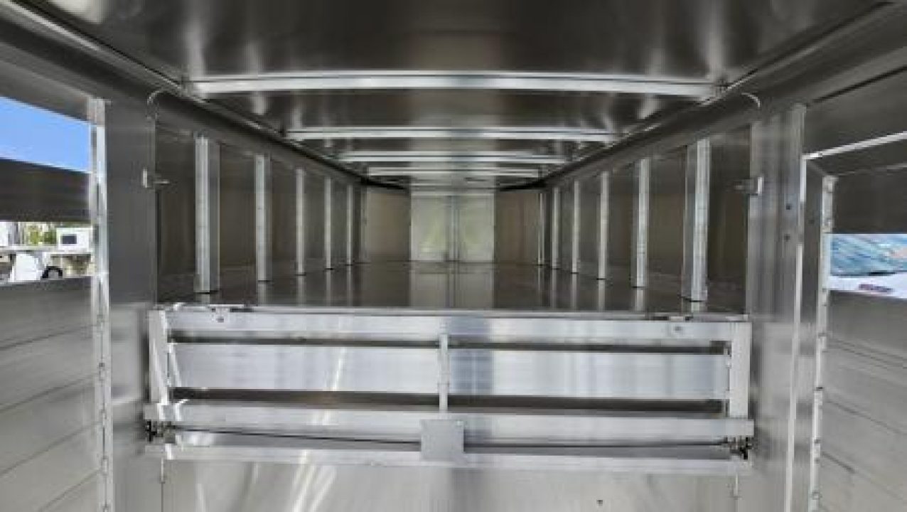 New 2026 Featherlite Trailers GOOSENECK 8127 7X20TA Stock / Stock Combo Trailer