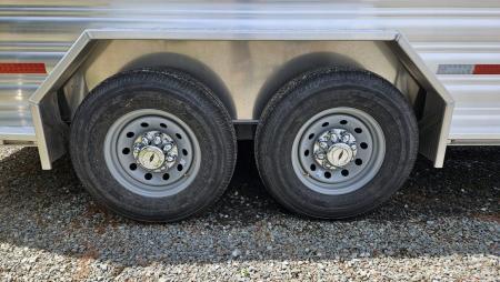 New 2026 Featherlite Trailers GOOSENECK 8127 7X20TA Stock / Stock Combo Trailer