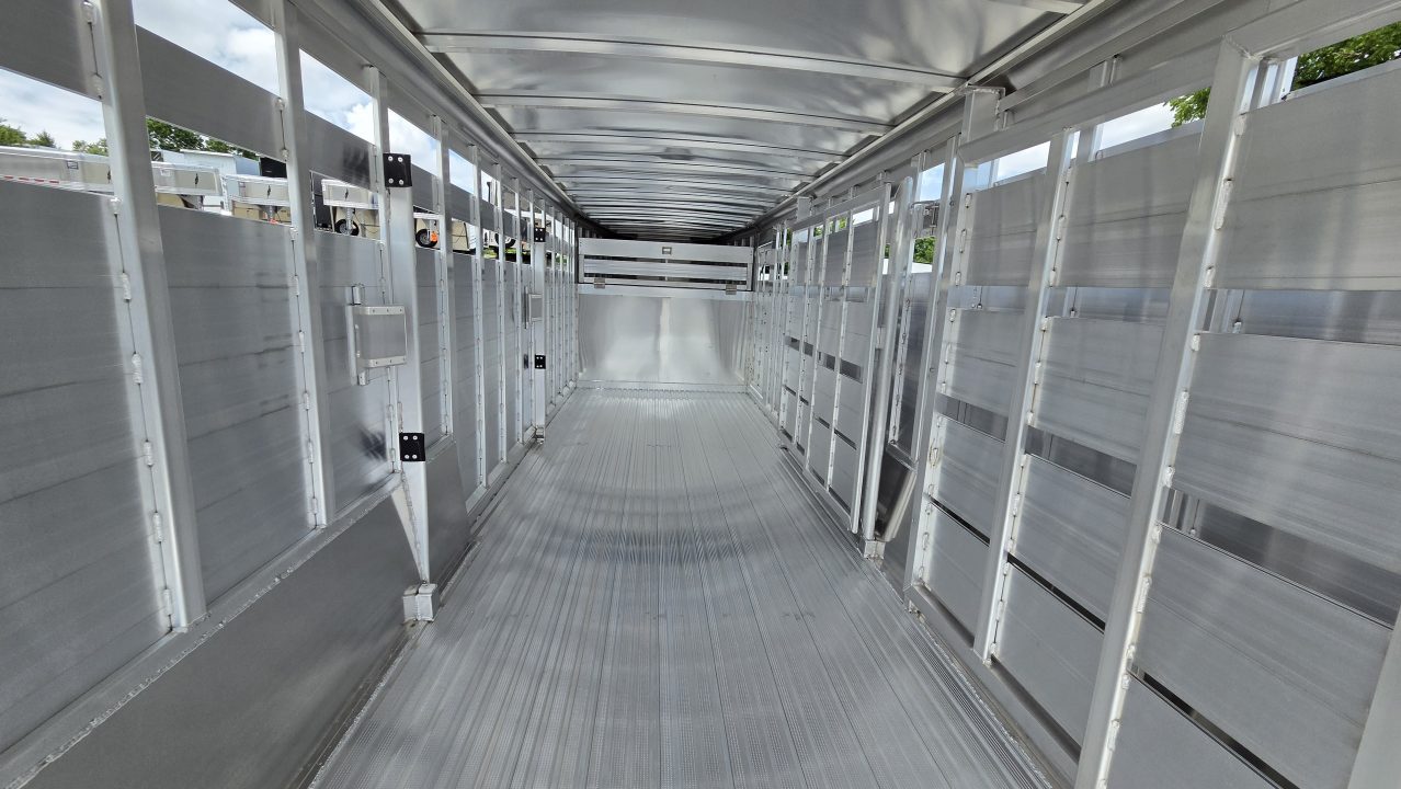 New 2026 Featherlite Trailers GN7X24TA Stock / Stock Combo Trailer