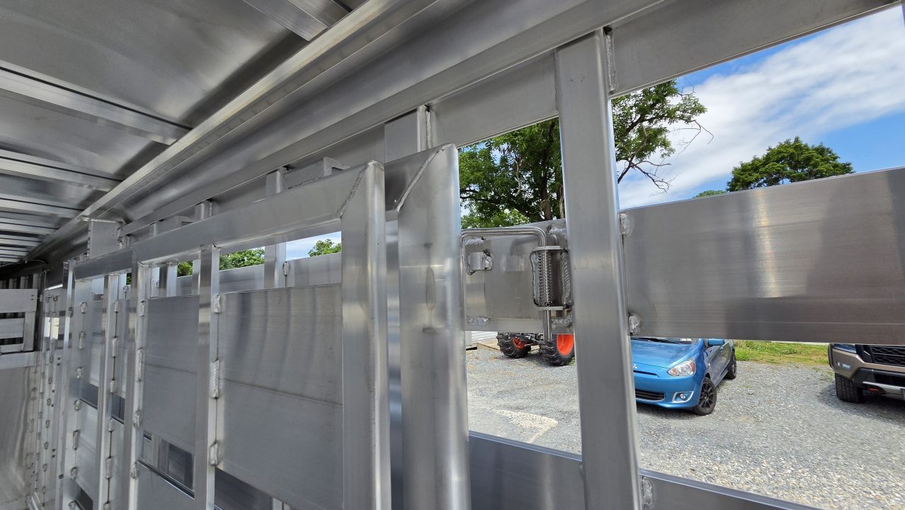 New 2026 Featherlite Trailers GN7X24TA Stock / Stock Combo Trailer