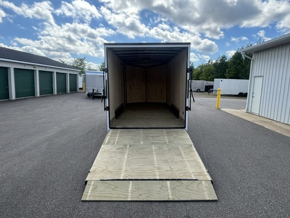 New 2027 Discovery Trailers 7.5x16 Enclosed Trailer