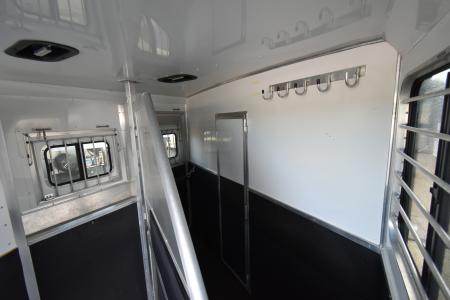 Used 2019 Lakota Charger 8211 Horse Trailer