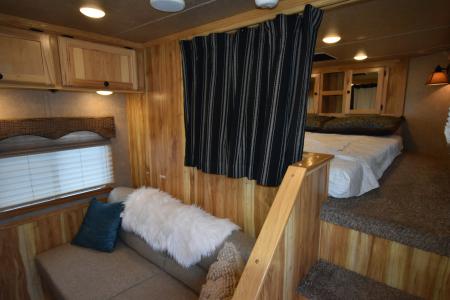 Used 2019 Lakota Charger 8211 Horse Trailer