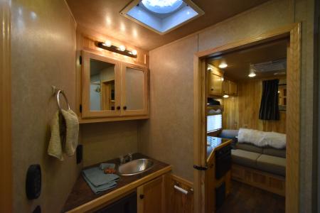 Used 2019 Lakota Charger 8211 Horse Trailer
