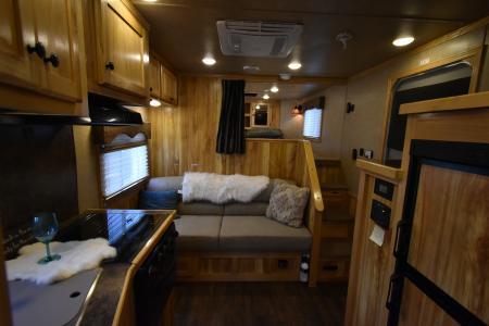 Used 2019 Lakota Charger 8211 Horse Trailer