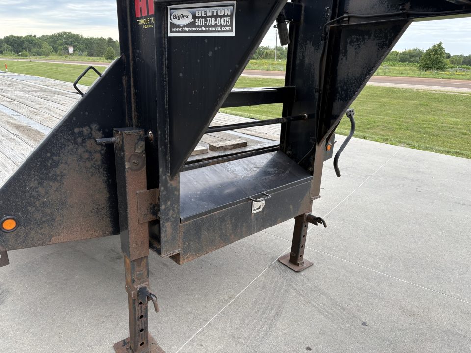 Used 2018 Big Tex Trailers 22GN-40 mega ramps 102x40ft 10k axles Deckover Trailer