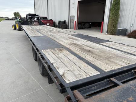 Used 2018 Big Tex Trailers 22GN-40 mega ramps 102x40ft 10k axles Deckover Trailer